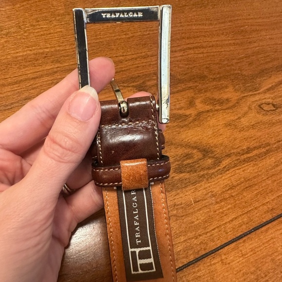 Trafalgar Brown Leather Belt – Classic Men’s Dress Belt - size large - Picture 4 of 5
